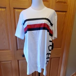 NWT Tommy Tshirt